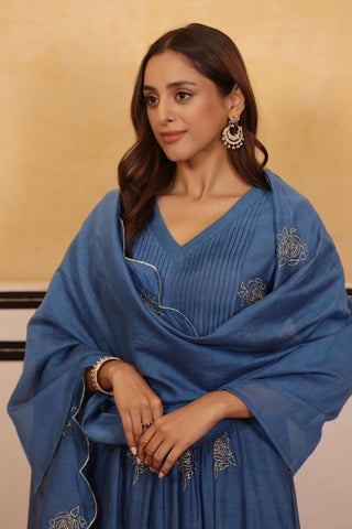 Beautiful 3 pc suit set in mal chanderi